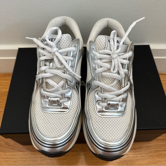 Chanel Sneakers Fabric Laminated Calfskin Stretch Women  | size 38 - Picture 7 of 10